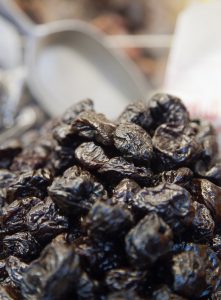 Sweet prunes-prune-health-benefits